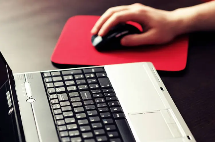 Mousepad Bikin Mouse Cepat Rusak? Mitos atau Fakta?
