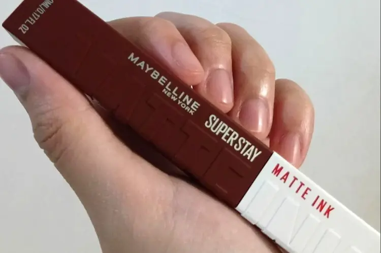 Review Maybelline Superstay Matte Ink Liquid Lipstick: Lip Matte Tahan Lama untuk Aktivitas Seharian