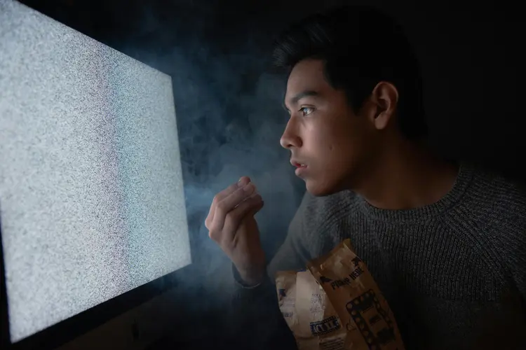Kenapa Set Top Box Tidak Ada Sinyal? Ini Penyebab & Solusinya