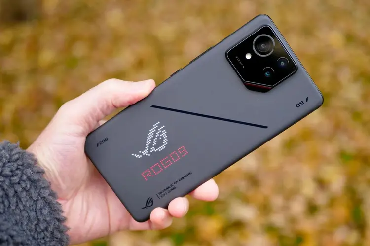 Bukan Cuma Laptop! Intip Kekuatan Tersembunyi ROG Phone 9 FE yang Bikin Ngiler Gamer Pemula