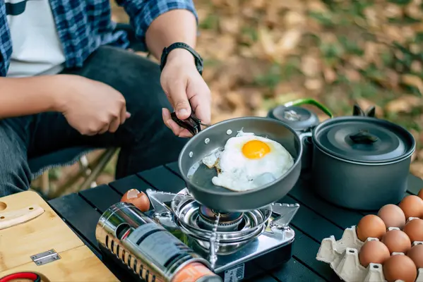 Kelebihan dan Kekurangan Kompor Portable untuk Camping
