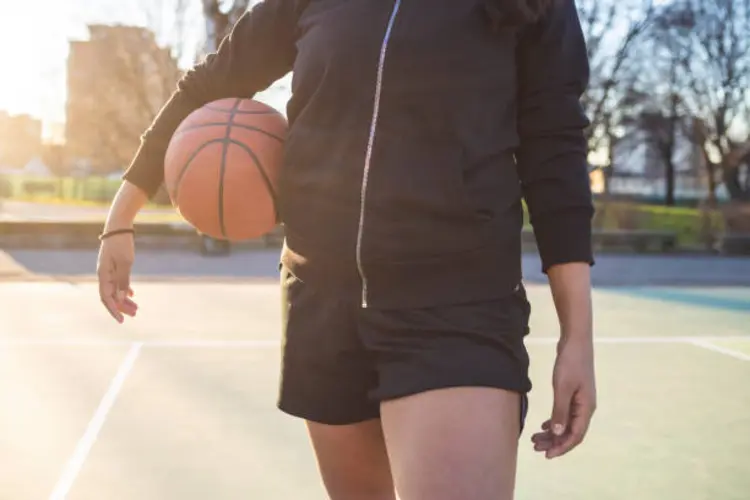 Tampil Sporty dengan Jacket Tracktop untuk Olahraga dan Santai