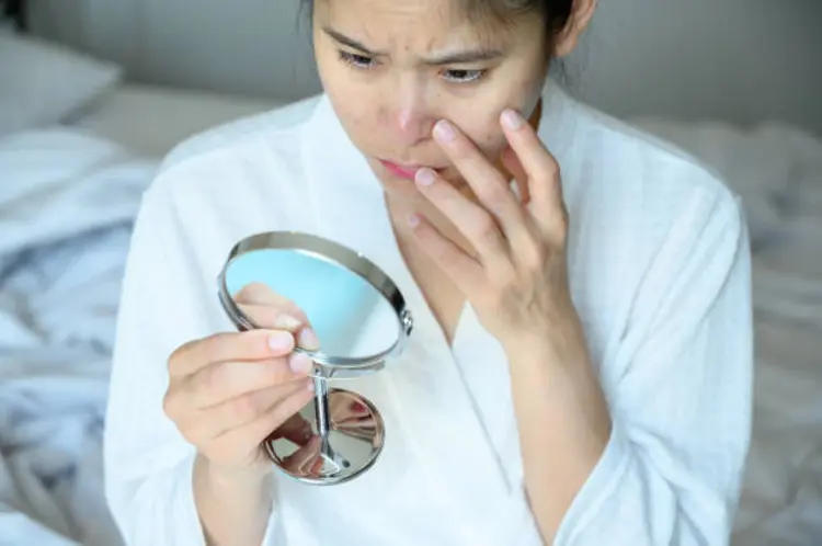 4 Langkah Mencerahkan Wajah, Bye-bye Kulit Kusam dan Gelap