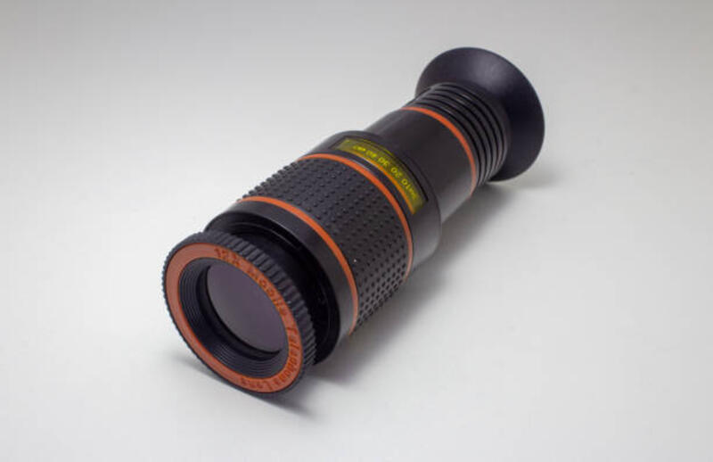 spyglass-kecil-dari-kit-lensa-telepon-yang-dapat-digunakan-dipegang-tangan-juga.jpg (612×396)