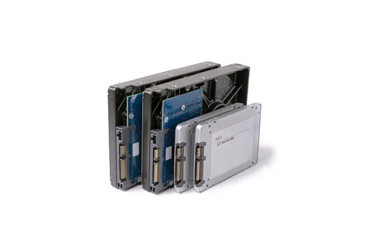 Bingung Pilih SSD Internal Buat Bikin Laptop Ngebut? Simak 5 Tips Memilihnya Biar Nggak Salah Beli!