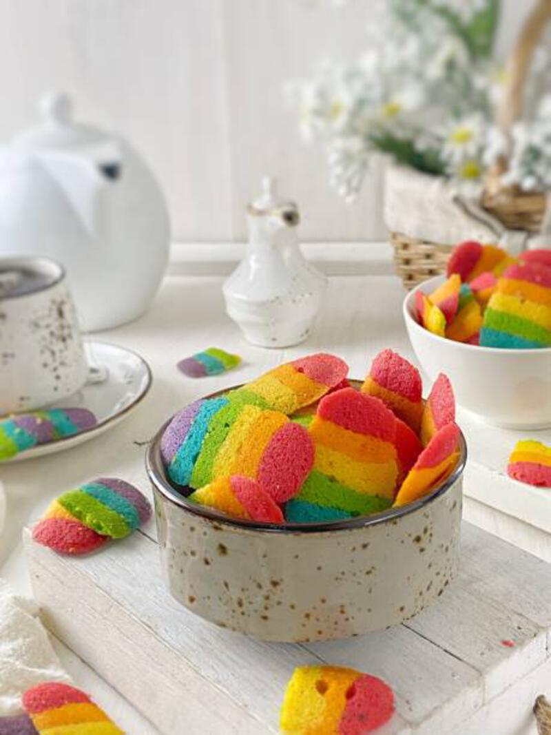 kue pelangi - kue lidah kucing rainbow potret stok, foto, &amp; gambar bebas royalti