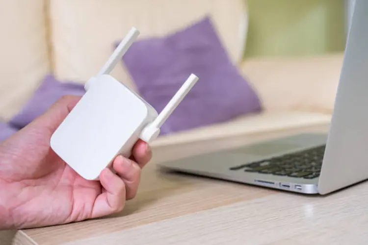 Memahami Cara Kerja WiFi Extender, Alat Kecil yang Bisa Perluas Sinyal WiFi di Rumahmu