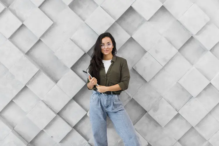 Mau Tampil Stylish Tanpa Ribet? Ini 5 Ide Outfit Simpel untuk Wanita Aktif Sehari-hari!