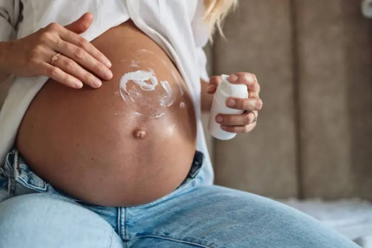 Bumil Wajib Tahu! Ini Cara Samarkan Stretch Marks yang Bisa Dicoba