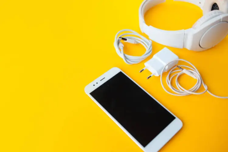 5 Aksesoris Smartphone yang Jarang Dipikirkan, Tapi Wajib Kamu Punya