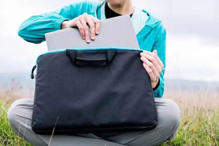 7 Tips Pilih Tas Laptop yang Tepat, Stylish, dan Bagus