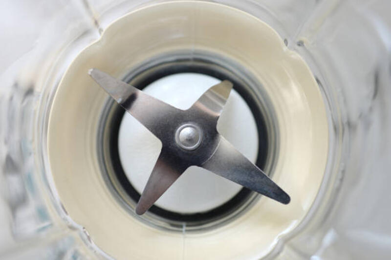 blender - membersihkan mini blender juicer potret stok, foto, &amp; gambar bebas royalti