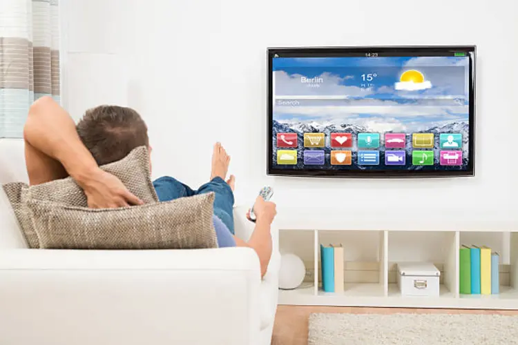 TV Biasa Tidak Mendukung Aplikasi? Saatnya Upgrade ke Smart TV!