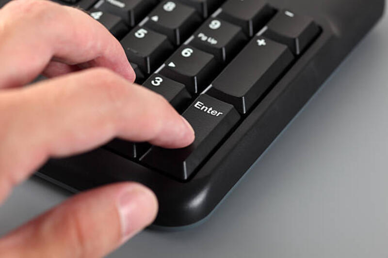 pengetikan keypad numerik - keyboard number potret stok, foto, &amp; gambar bebas royalti