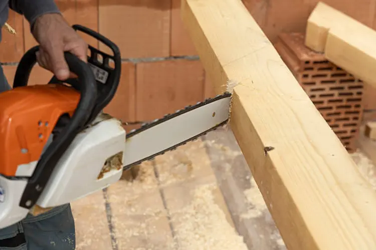 Cara Membuat Furnitur Sederhana di Rumah dengan Mesin Gergaji Kayu