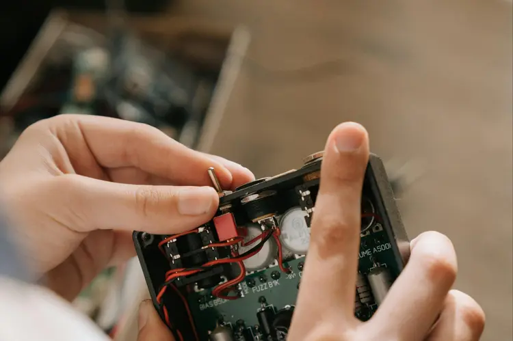 Ini Dia! Rahasia Jaga Komputer dan Router Tetap Hidup Meskipun Mati Lampu