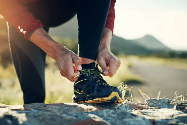 Cara Merawat Sneakers Outdoor Biar Tetap Awet dan Nyaman