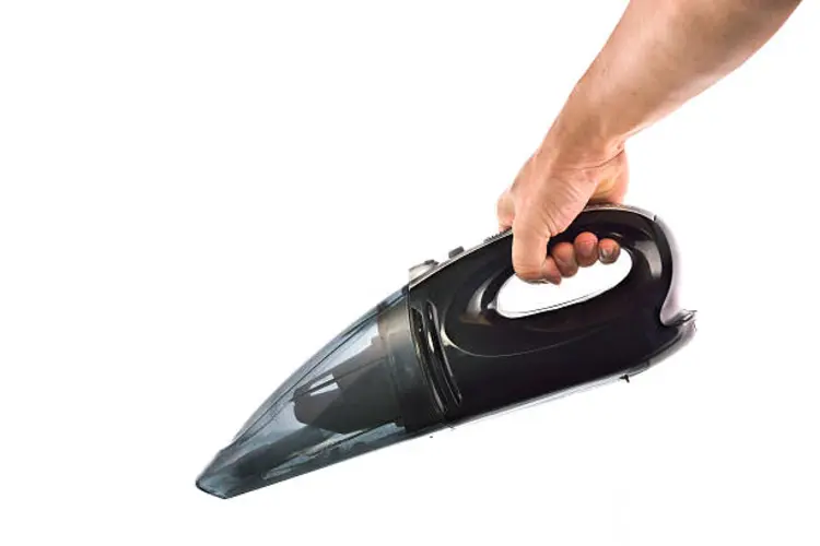 Debu Menumpuk? Ini Cara Mudah Bersihkan Rumah Pakai Vacuum Cleaner