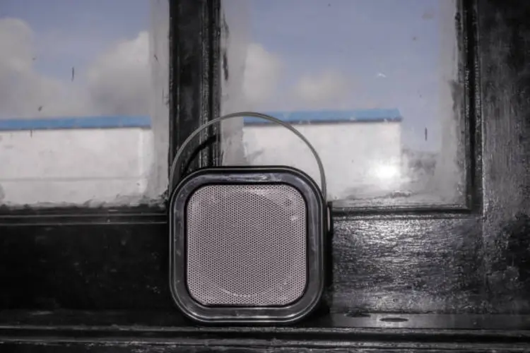 Hati-Hati, 5 Kebiasaan Ini Bisa Bikin Speaker Bluetooth Portable Kamu Cepat Rusak!