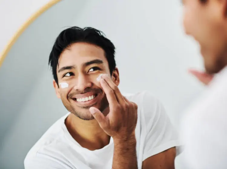 Kulit Sehat Pria Dimulai dari Sunscreen Wajah. Ini Alasannya!