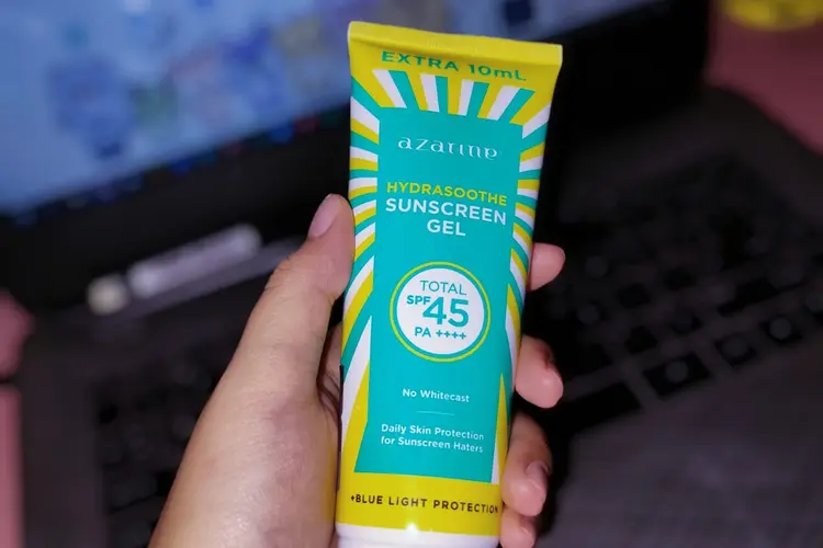 Review Azarine Hydrasoothe Sunscreen Gel SPF 45 PA++++: Tekstur, Kandungan, dan Hasil