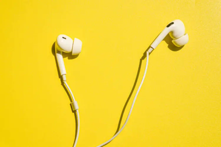 Rekomendasi Earphone Kabel yang Awet dan Bagus 2025