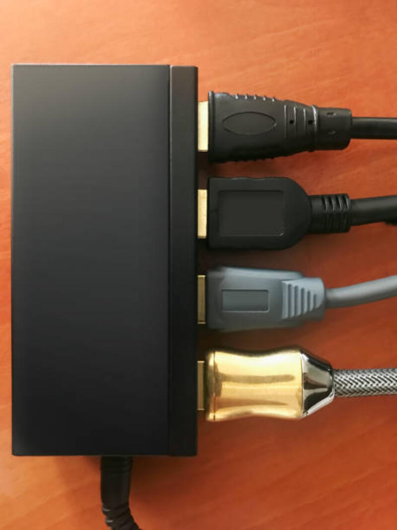 pemisah sakelar hdmi - network splitter potret stok, foto, & gambar bebas royalti