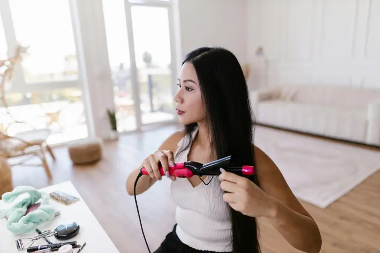 Catokan Lurus Tiap Hari? Ikuti Langkah Ini Biar Rambut Tetap Berkilau