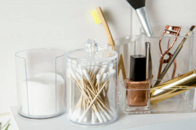 membuat-produk-yang-mengatur-konsep-produk-kecantikan-dalam-kotak-wadah-penyelenggara-dengan.jpg (612×408)