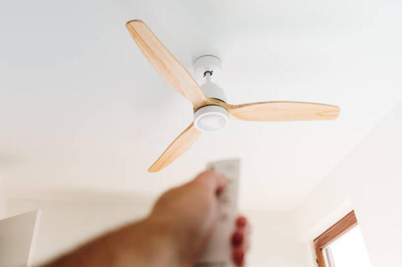 Remote control kipas langit-langit