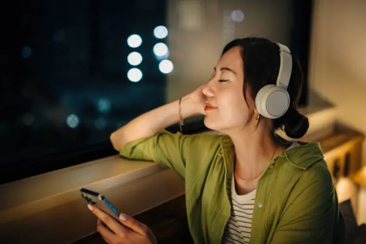 Headphone di Bawah Rp100 Ribu, Cuma Gimmick atau Emang Layak Dipakai?
