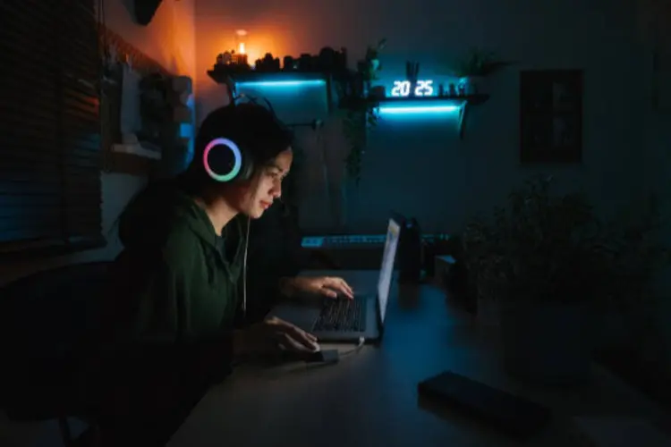 5 Hadiah Natal Simpel yang Pasti Kepakai oleh Gamers