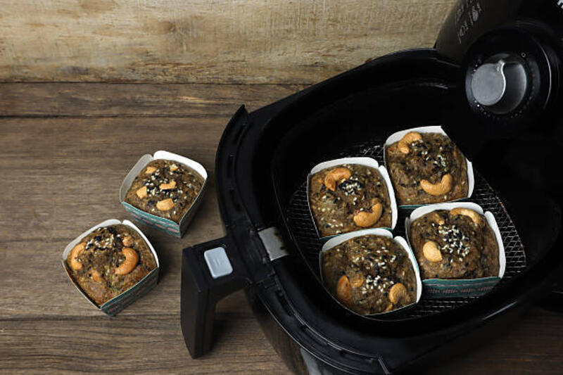 new-modern-air-fryer-appliance-is-on-the-nice-table-in-the-kitchen-of-beautiful-home.jpg (612×408)