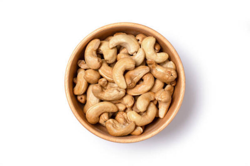cashew nut - roasted cashew nut potret stok, foto, &amp; gambar bebas royalti