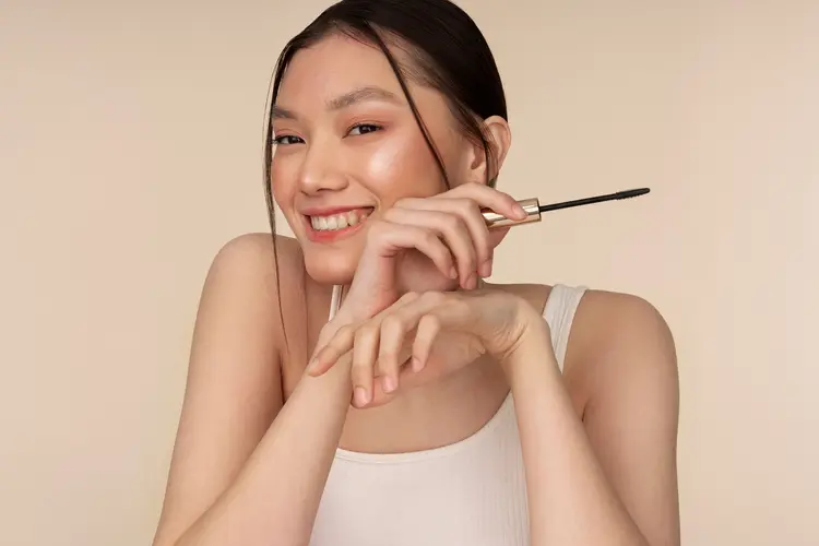 Tips Make Up Natural untuk Pemula agar Tetap Terlihat Segar