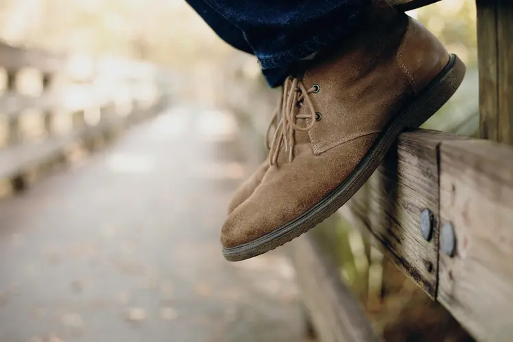 Kenapa Sepatu Suede Cepat Jelek Kalau Salah Perawatan?