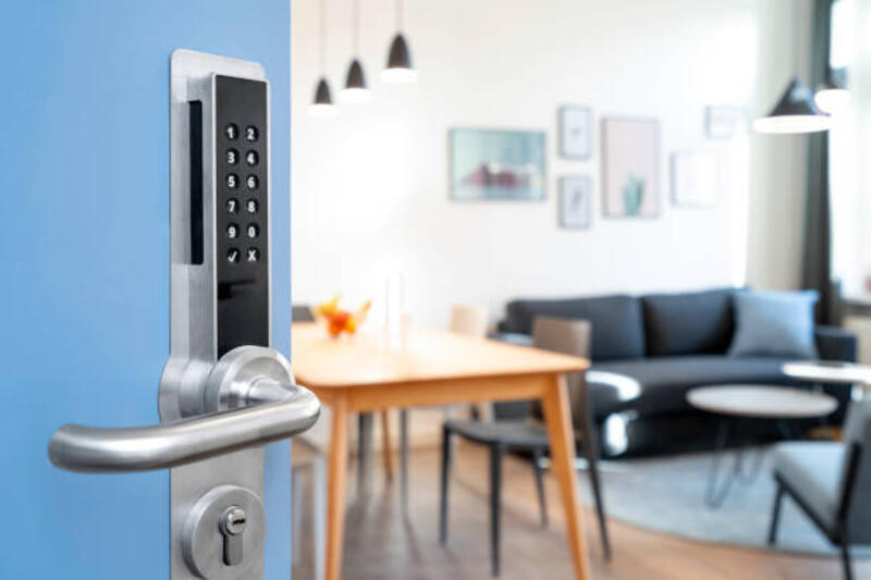 welcome-to-the-future-of-smart-homes-with-a-digital-door-lock.jpg (612×408)