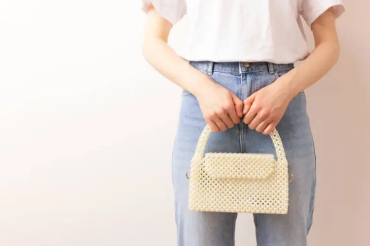 Girls, Bosan dengan Model Tas yang Itu-Itu Saja? Ini Saatnya Kamu Punya Tas Wanita yang Unik!