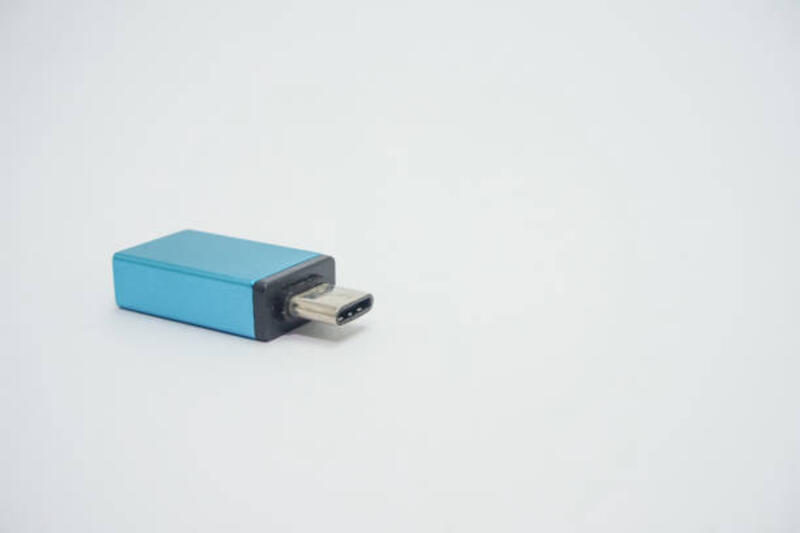 adaptor-usb-type-c-otg-biru.jpg (612×408)