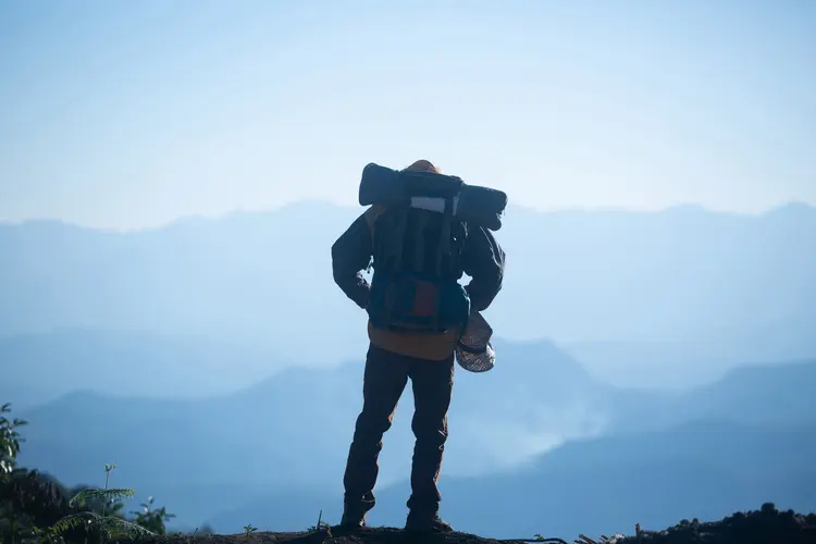 7 Tips Memilih Tas Carrier yang Tepat Untuk Naik Gunung