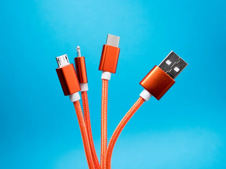 Awas Kabel Palsu! Cek Sertifikasi MFi & E-Mark di Kabel Charger 2025