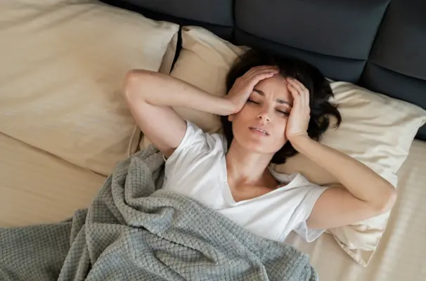 6 Kebiasaan Buruk yang Membuat Kamu Susah Tidur di Malam Hari