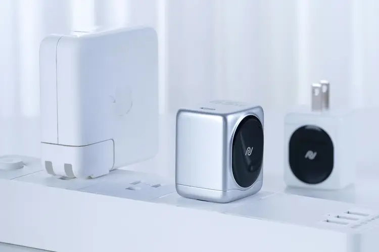 Lampu Menyala Sendiri? Smart Plug, Satpam Otomatis di Rumah