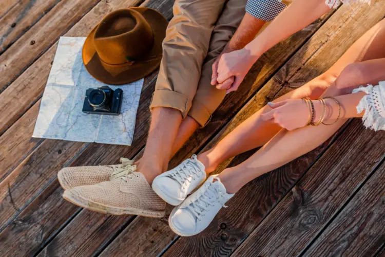 Biar Nggak Pegal Saat Kencan Sama Doi, Pakai Sepatu Wanita Model Ini!