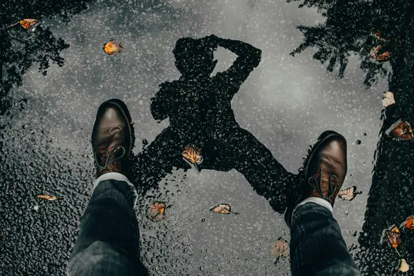 Derby atau Oxford? Begini Cara Menentukan Pilihan Sepatu Formal Kamu