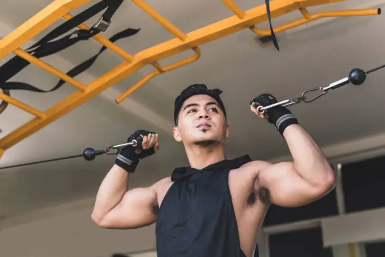 5 Cara Melindungi Telapak Tangan Saat Angkat Beban Tanpa Mengganggu Grip