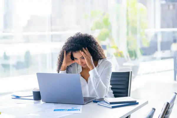 Stres Karena Pekerjaan? Begini Cara Menghadapinya Biar Tetap Waras