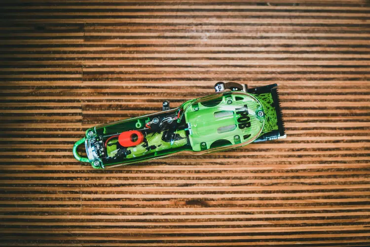 Stop Cukur Sembarangan! Ini 3 Fakta Kesehatan Area Intim Pria