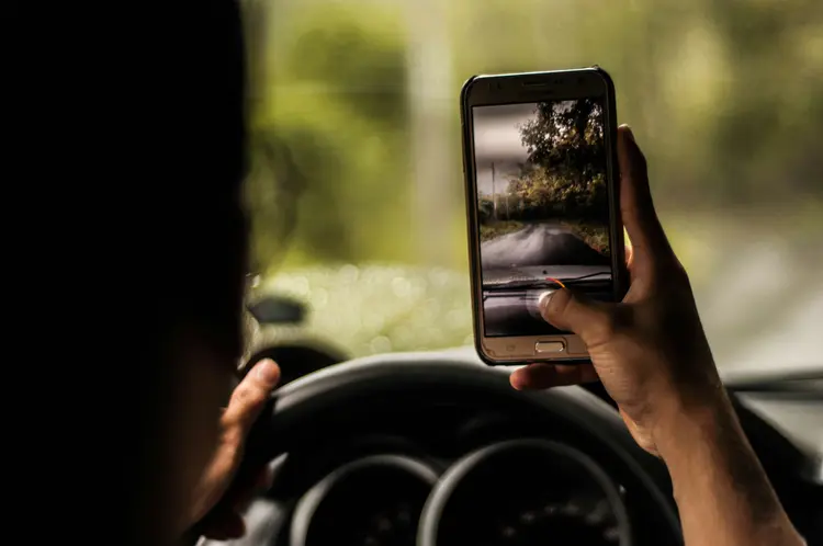 Ngga Takut Tua di Jalan, Car Charger Ini Bikin Kamu Tetap Tenang