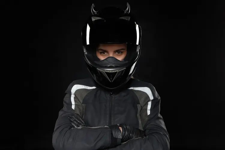 Aksesoris Motor Ini Wajib Ada Biar Riding Nyaman & Aman